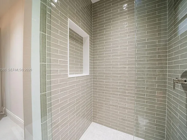 1550 S Greenway Dr — Photo 30
