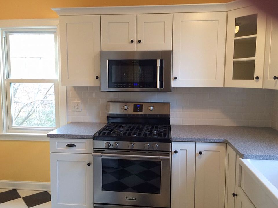 1st image of 1609 Plum St