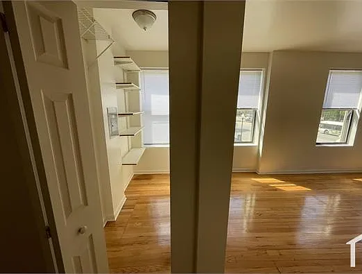 7 S Mayfield Ave #204 — Photo 4