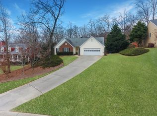 7655 Lanier View Rdg, Cumming, GA 30041