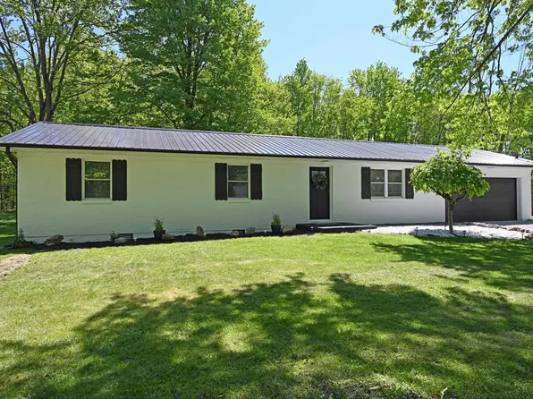 240 Campbell Ln, Bethel, OH 45106