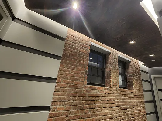 Rented by RELEASE NY | media 10