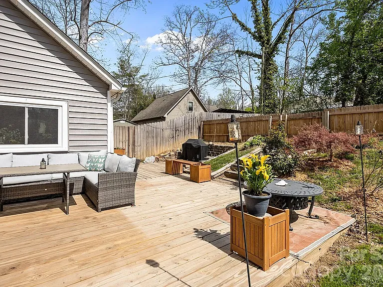 11 Log Cabin Trl — Photo 5