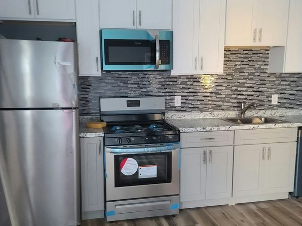 137 Washington St #2R