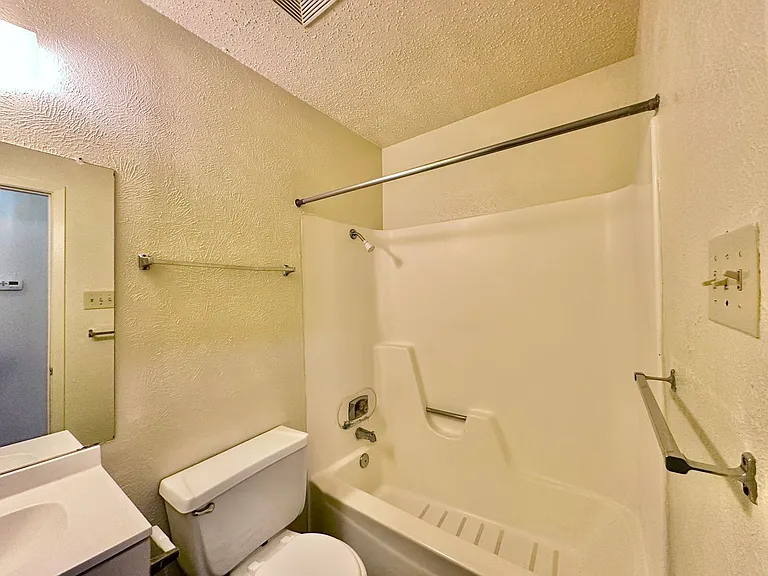 2104 N WS Young Dr — Photo 27