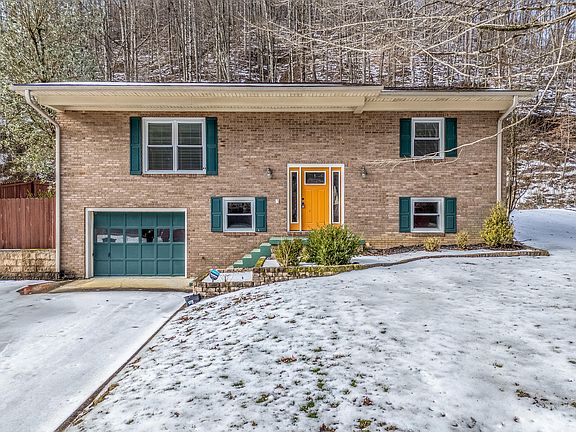 2nd image of 1115 Rodburn Hollow Rd