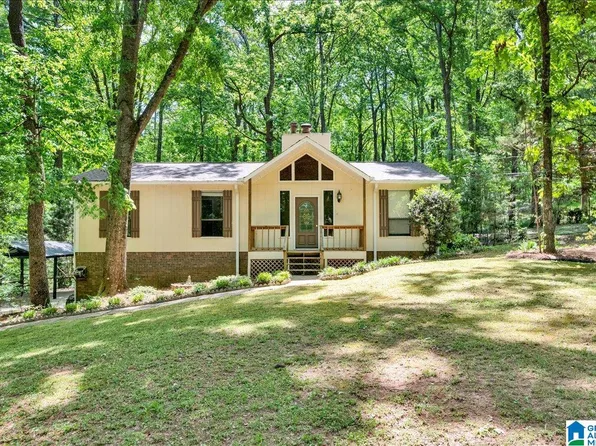 2808 Shirley Dr, Moody, AL 35004