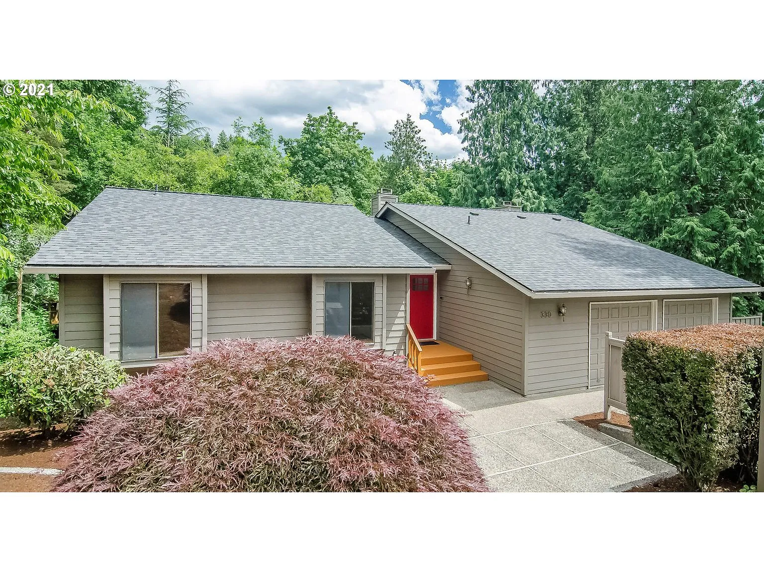 330 NW Torrey View Dr photo 1