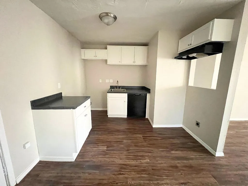 1625 East Hill St. Oklahoma City, OK 73111 — Photo 4