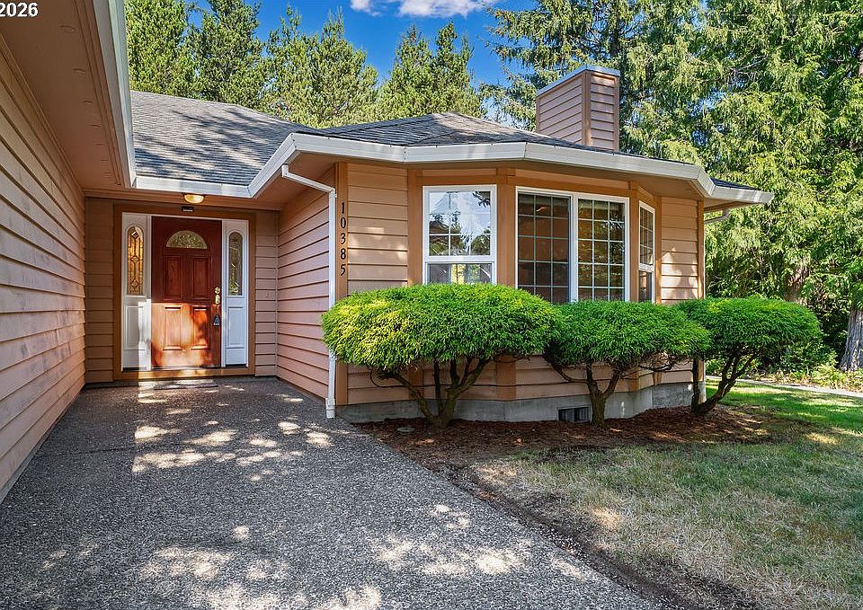 1st image of 10385 Pine Ridge Dr