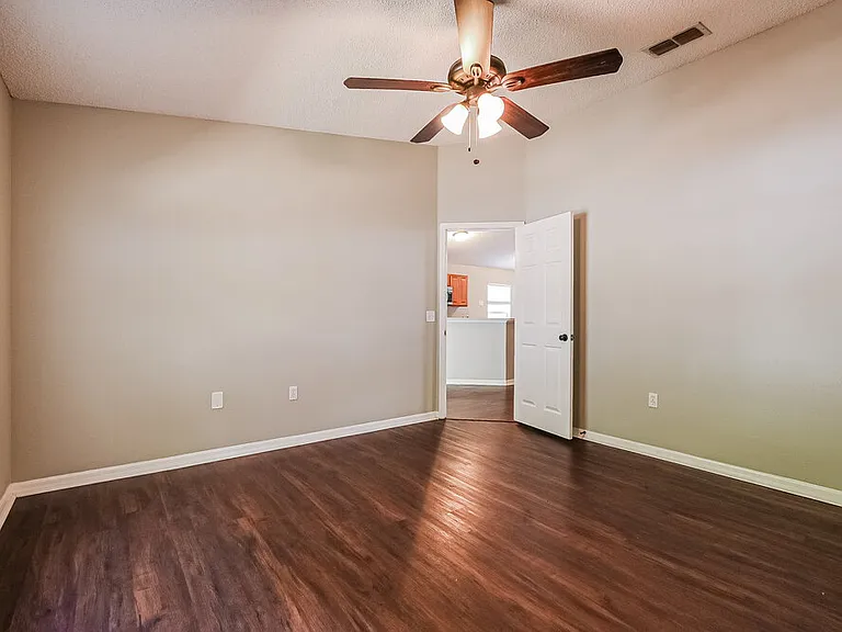 3837 Cinnamon Fern Loop — Photo 9