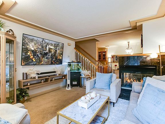 4th image of 21132 Mustang Ln