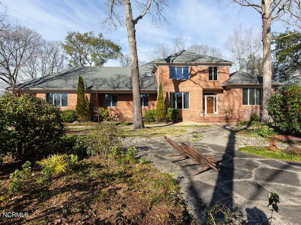 809 Shell Point Place, Wilmington, NC 28405