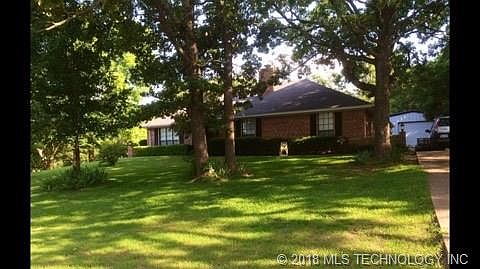 1st image of 901 Folsom Dr