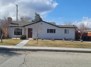 911 Black Oak Dr, Tehachapi, CA 93561