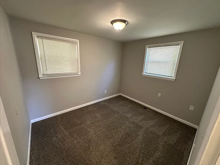 6202 Everall Ave — Photo 14
