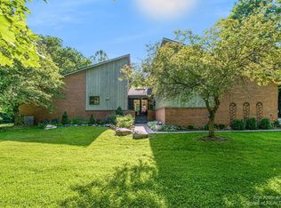 984 Pratt Ridge Ct, Ann Arbor, MI 48103