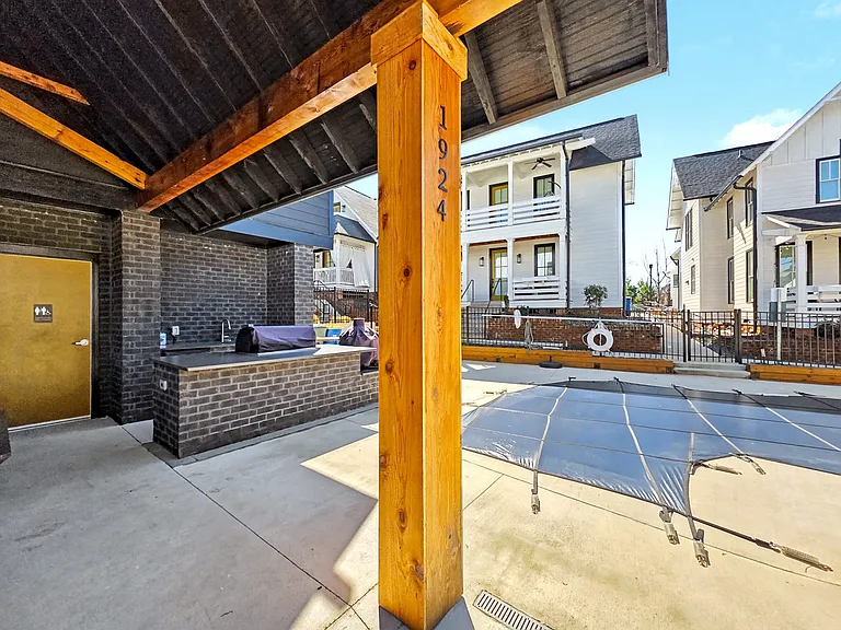 Clubhouse/pool area