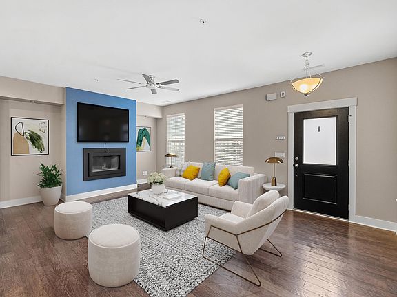 4th image of 9305 Alcazar Walk