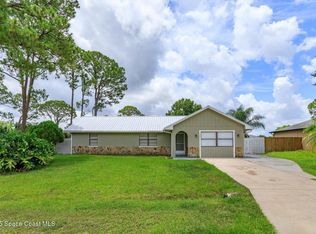 964 Spring St NW, Palm Bay, FL 32907