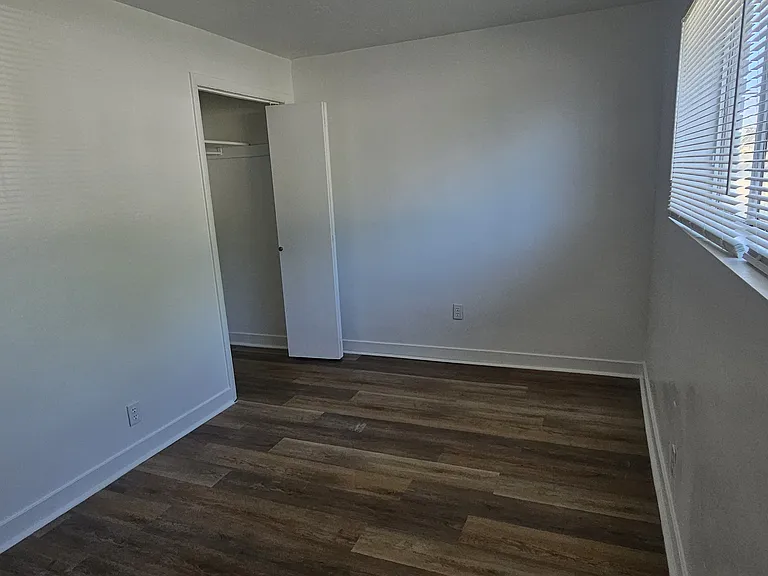9831 S Darin Dr — Photo 10
