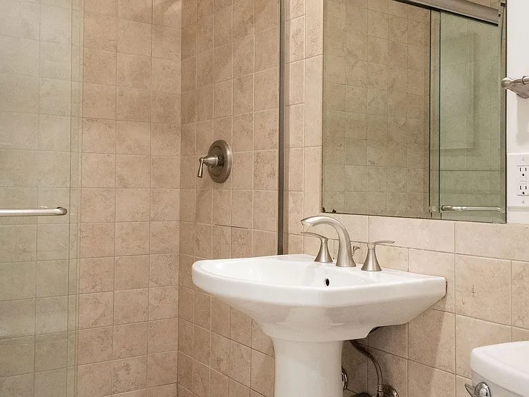 863 Sapphire St #9 — Photo 15