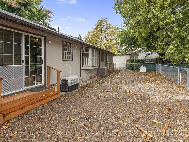 132 Lloyellen Dr — Photo 14