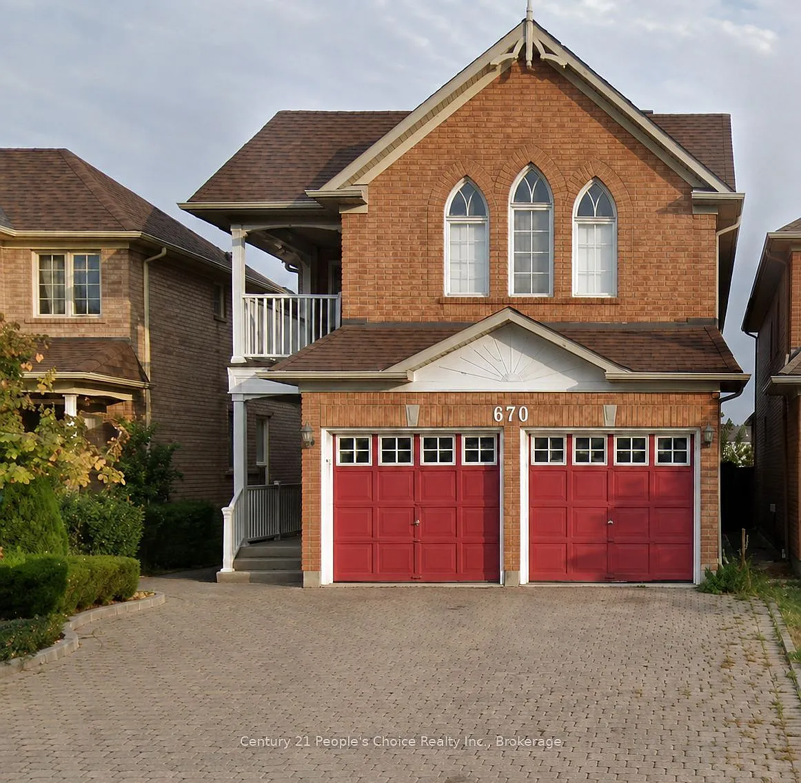 4 bed, $4,300 — Photo 1