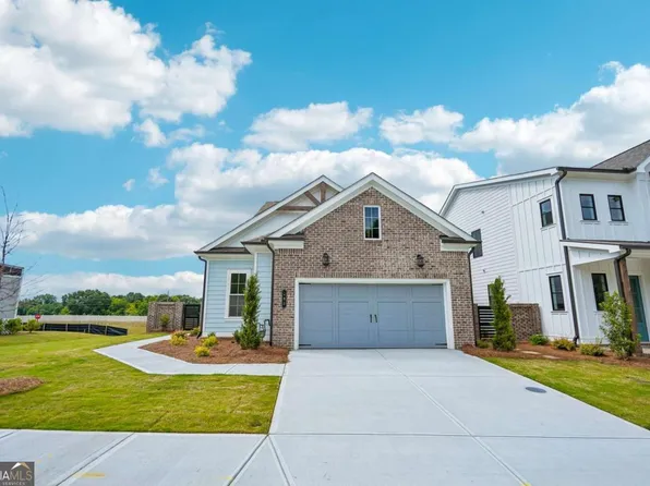118 Herring Dr, Hoschton, GA 30548