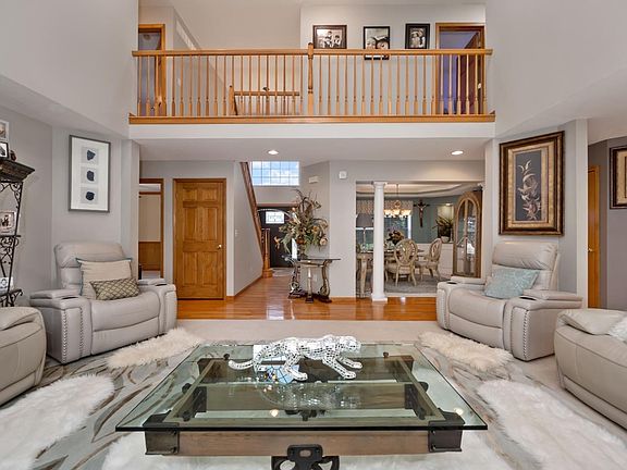 5th image of 5745 Balsam Dr