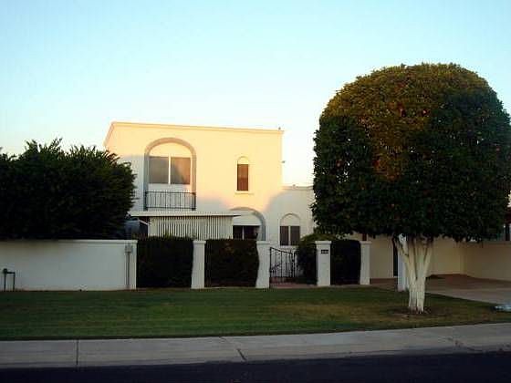 1st image of 10221 N 106th Ave