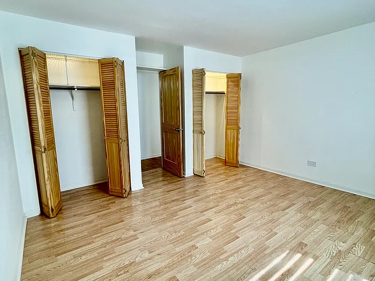 10037 S Walnut Ter #312 — Photo 10