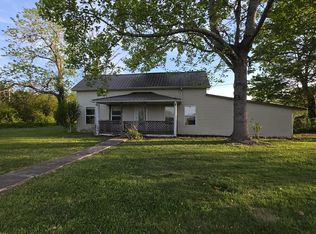 671 Williams Creek Rd, Oneida, TN 37841