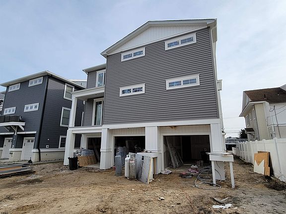 2nd image of 928 Ocean Ave #C