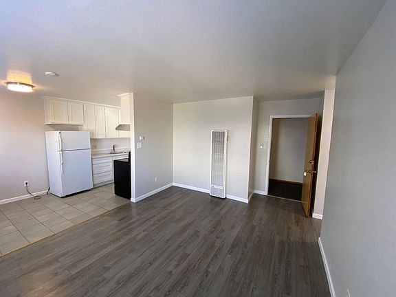 4th image of 351 Hanover Ave APT 104