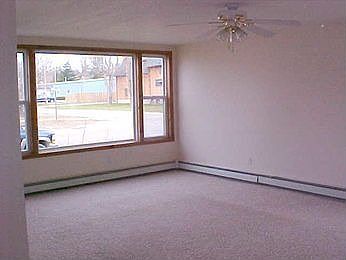 2nd image of 816 E State St