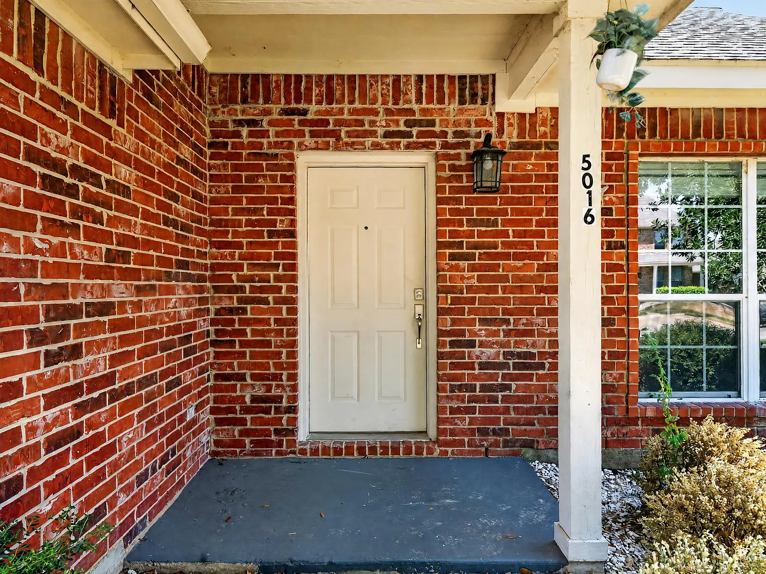 3 bed, 2527 sqft, $2,600 — Photo 4
