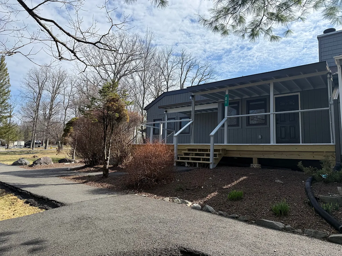 Building Photo - 104 Condor Dr #1