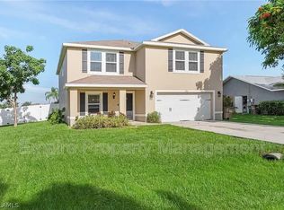 906 SW 6th Pl, Cape Coral, FL 33991