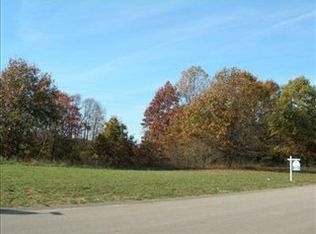 7230 Vail Dr, Kalamazoo, MI 49009