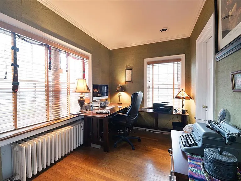 31 Algonquin Wood Pl — Photo 27