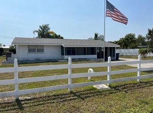 2840 Avery Ave, Sarasota, FL 34232