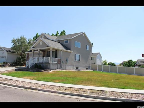 2nd image of 187 Dory Ln