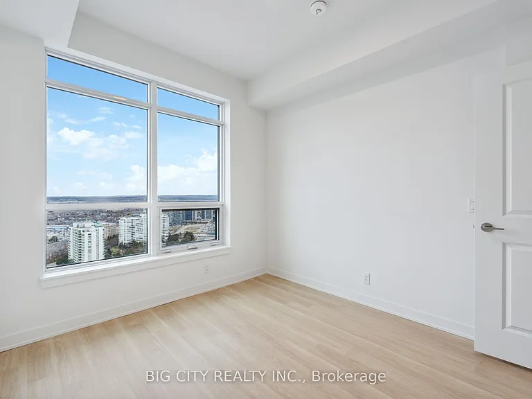 50 Upper Mall Way #2606 — Photo 13