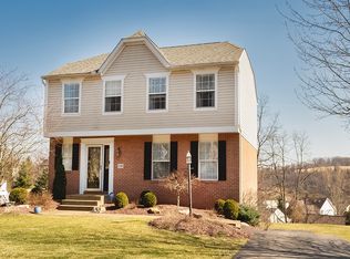 116 Pine Creek Dr, Venetia, PA