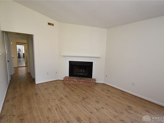 4th image of 1238 Hollowbrook Dr Unit 1238