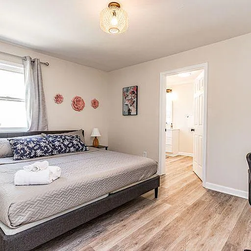 3 bed, 1148 sqft, $3,500 — Photo 3