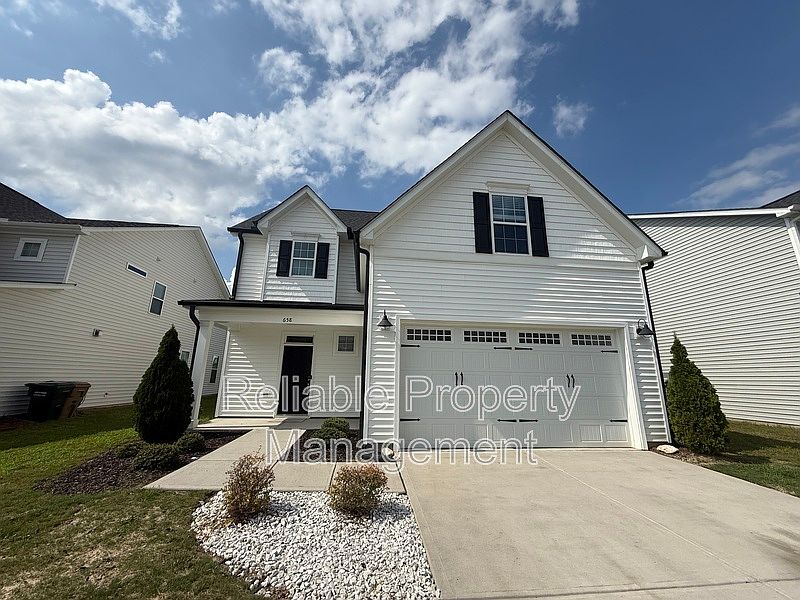 1st image of 658 Cupota Dr