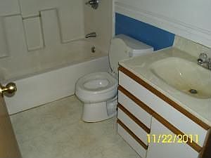 2nd image of 2711 O St SE