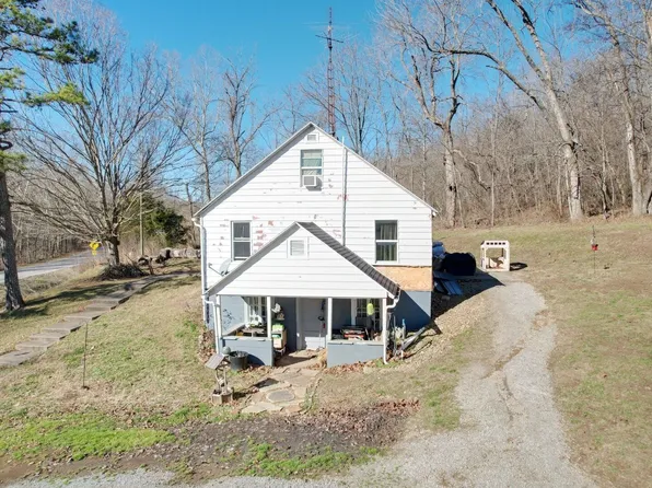 342 Bassett Rd, Elizabethtown, IL 62931